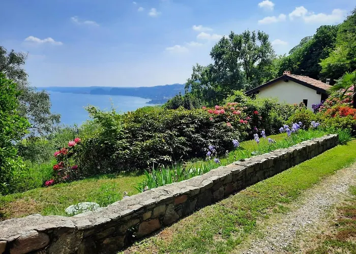 Casa Birtukan Prázdninový dům Massino Visconti